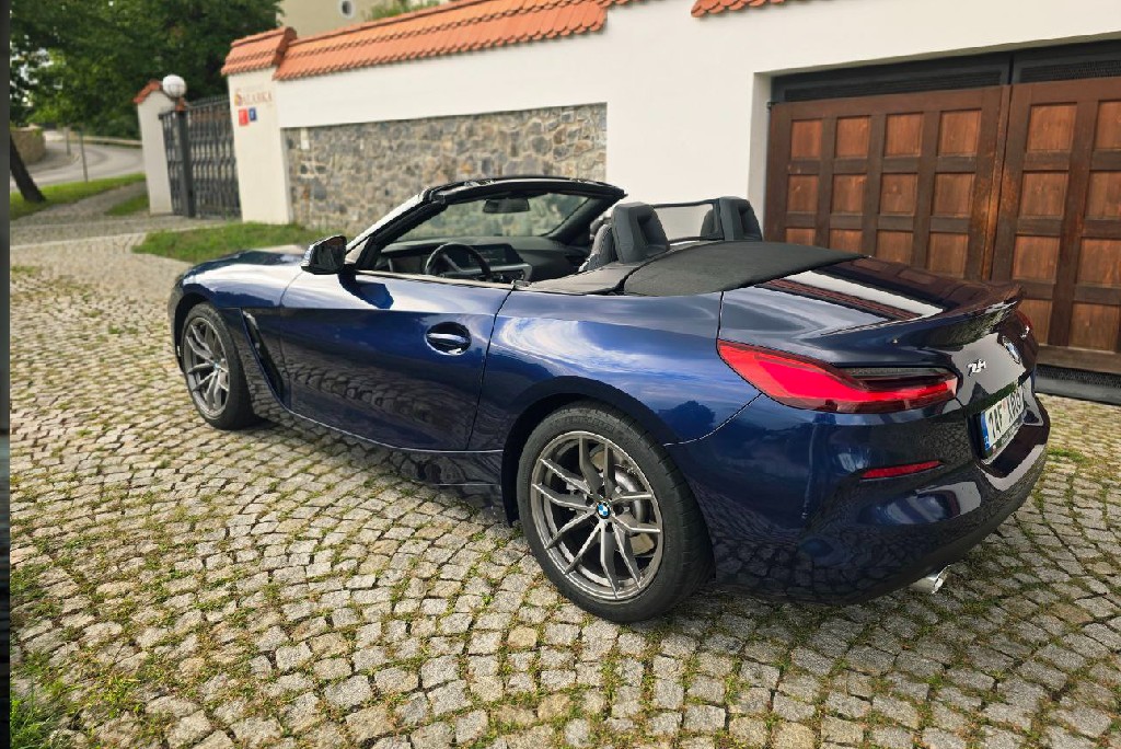 Půjčovna sportovních aut Brno, Půjčovna Porsche Brno